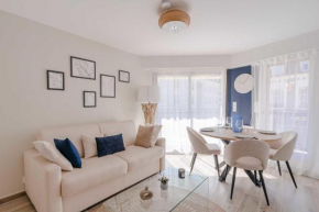 Modern apartment with parking Place Morny